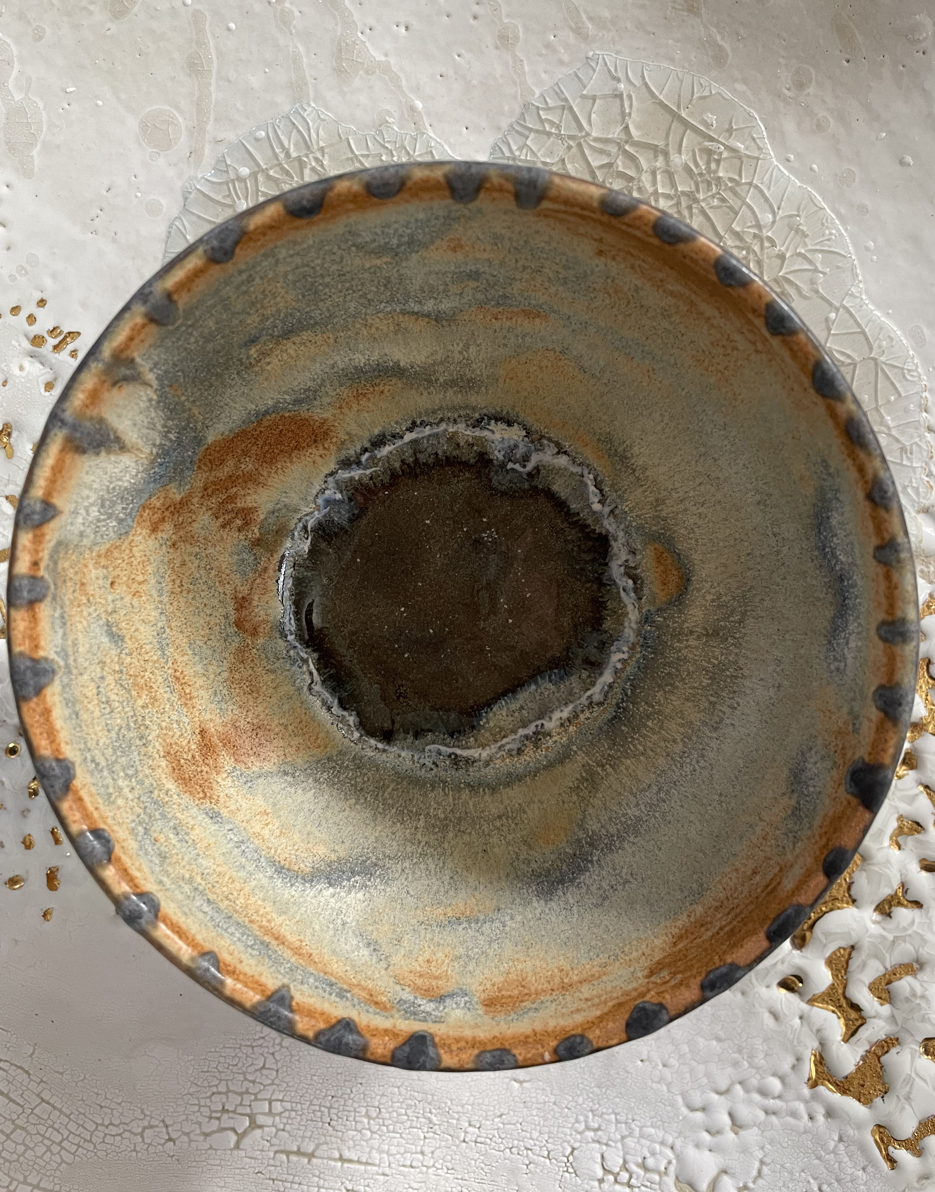 Keramik skål med fin glasyr,oxid och glas Lena Skoglund halmstad